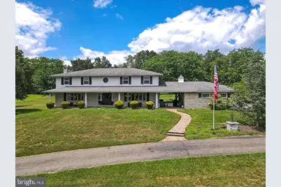 2530 Mahoning Drive W, Lehighton, PA 18235 - Photo 2