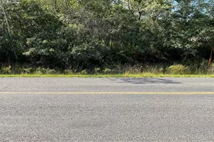 102 Patten Cir, Albrightsville, PA 18210 - Photo 2