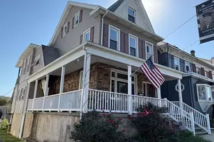 227 South St, Lehighton, PA 18235 - Photo 2