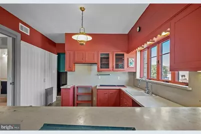 2 W Catawissa Street, Nesquehoning, PA 18240 - Photo 4