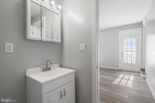 1104 Princeton Ave, Palmerton, PA 18071 - Photo 14