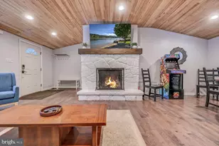 12 Hickory Rd, Lake Harmony, PA 18624 - Photo 6