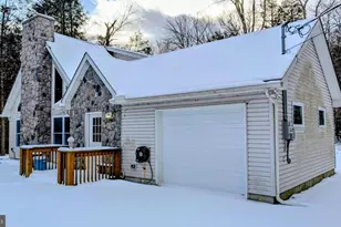 31 Rodda Rd, Lake Harmony, PA 18624 - Photo 4