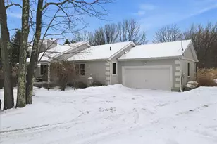 130 Brittany Dr, Albrightsville, PA 18210 - Photo 4