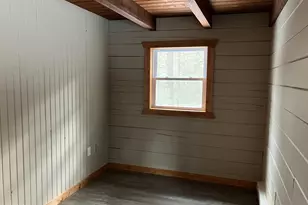 81 Henning St, Lake Harmony, PA 18624 - Photo 8