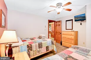 136 Pineknoll Dr, Lake Harmony, PA 18624 - Photo 86