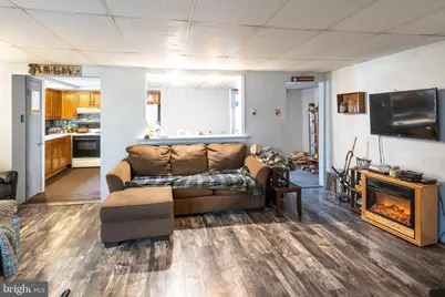 136 E Garibaldi Avenue, Nesquehoning, PA 18240 - Photo 4