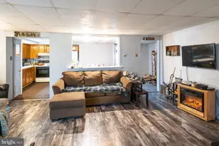 136 E Garibaldi Ave, Nesquehoning, PA 18240 - Photo 4