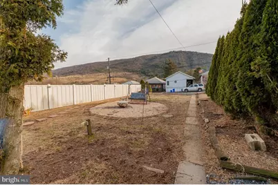 270 Lehigh Avenue, Palmerton, PA 18071 - Photo 8