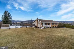 55 Maple Ave, Lehighton, PA 18235 - Photo 4