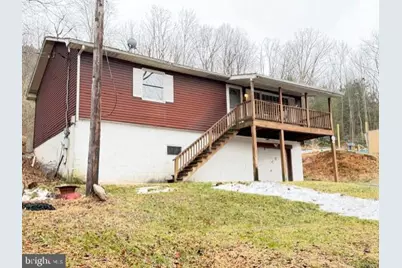 1165 E Catawissa Street, Nesquehoning, PA 18240 - Photo 2