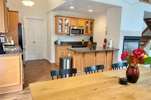 64 Longview Dr, Lake Harmony, PA 18624 - Photo 6