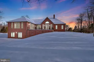 235 Wolf Hollow Rd, Lake Harmony, PA 18624 - Photo 6