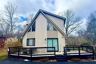 65 Byron Ln, Albrightsville, PA 18210 - Photo 2