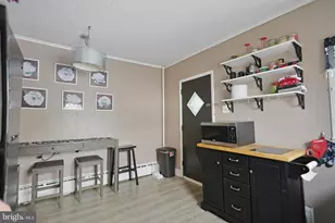 415 W White St, Summit Hill, PA 18250 - Photo 12