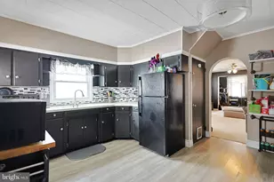 415 W White St, Summit Hill, PA 18250 - Photo 10