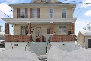 415 W White St, Summit Hill, PA 18250 - Photo 2