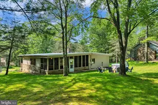 72 Forest Dr, Lake Harmony, PA 18624 - Photo 2