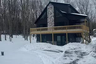 161 Keats Ln, Albrightsville, PA 18210 - Photo 2