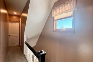 194 N 7th St, Lehighton, PA 18235 - Photo 16