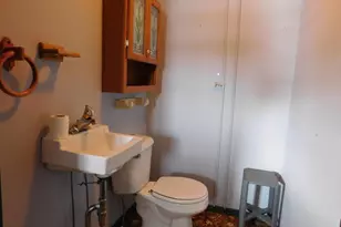 103 E Amidon St, Summit Hill, PA 18250 - Photo 8