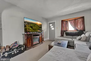 601 E Bertsch St, Lansford, PA 18232 - Photo 10