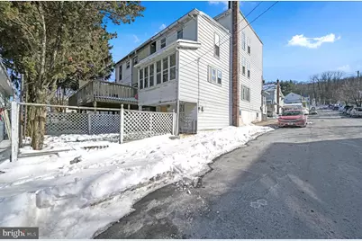 601 E Bertsch Street, Lansford, PA 18232 - Photo 32