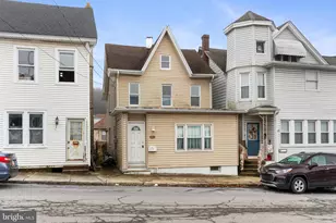 312 W Ridge St, Lansford, PA 18232 - Photo 2