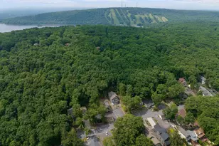 35 S Lake Dr, Lake Harmony, PA 18624 - Photo 10