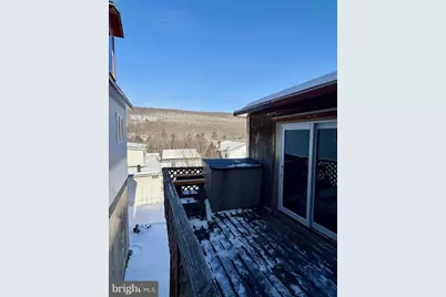 106 E Catawissa Street, Nesquehoning, PA 18240 - Photo 4