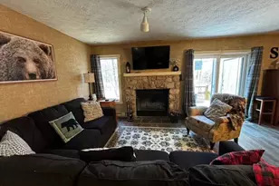 33 Elevator, Lake Harmony, PA 18624 - Photo 8