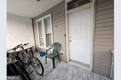 123 W Railroad Avenue, Nesquehoning, PA 18240 - Photo 2