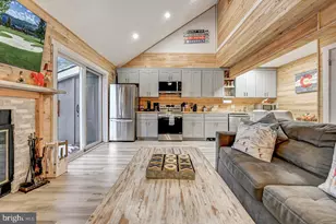 30 Elevator, Lake Harmony, PA 18624 - Photo 12