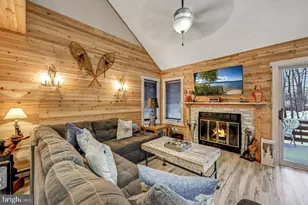 30 Elevator, Lake Harmony, PA 18624 - Photo 4