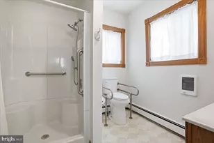 34 Spring Garden St, Lansford, PA 18232 - Photo 16