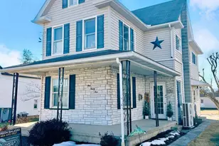 194 N 7th St, Lehighton, PA 18235 - Photo 1