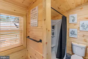 36 S Lake Dr, Lake Harmony, PA 18624 - Photo 12