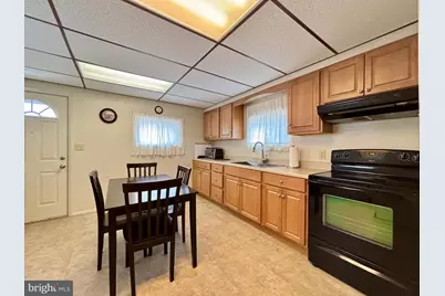 32 W Berea Street, Summit Hill, PA 18250 - Photo 4