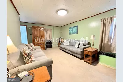 32 W Berea Street, Summit Hill, PA 18250 - Photo 1