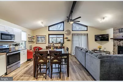 17 Van Doren Mews, Albrightsville, PA 18210 - Photo 2