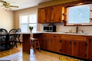 106 N 12th St, Lehighton, PA 18235 - Photo 12