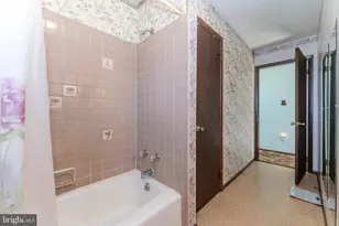 321 S Chestnut St, Summit Hill, PA 18250 - Photo 24