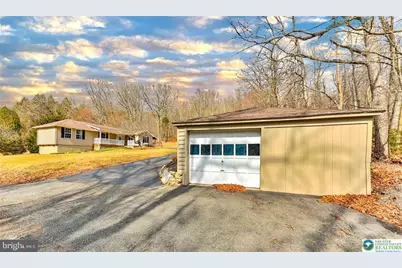 370 W White Bear Drive, Summit Hill, PA 18250 - Photo 4