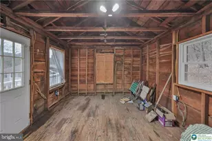 370 W White Bear Dr, Summit Hill, PA 18250 - Photo 36