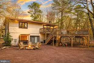 70 Pineknoll Dr, Lake Harmony, PA 18624 - Photo 4