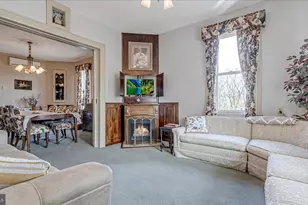 12 Chestnut Ave, Jim Thorpe, PA 18229 - Photo 4