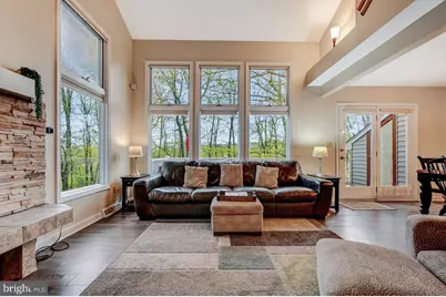 52 Laurelwoods Drive, Lake Harmony, PA 18624 - Photo 4