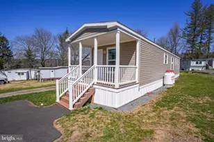 20 Court St, Lehighton, PA 18235 - Photo 1