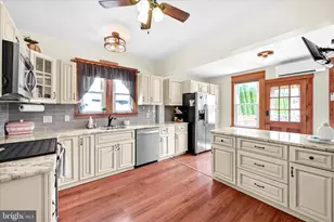 137 E Walter St, Summit Hill, PA 18250 - Photo 12