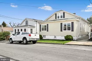137 E Walter St, Summit Hill, PA 18250 - Photo 2